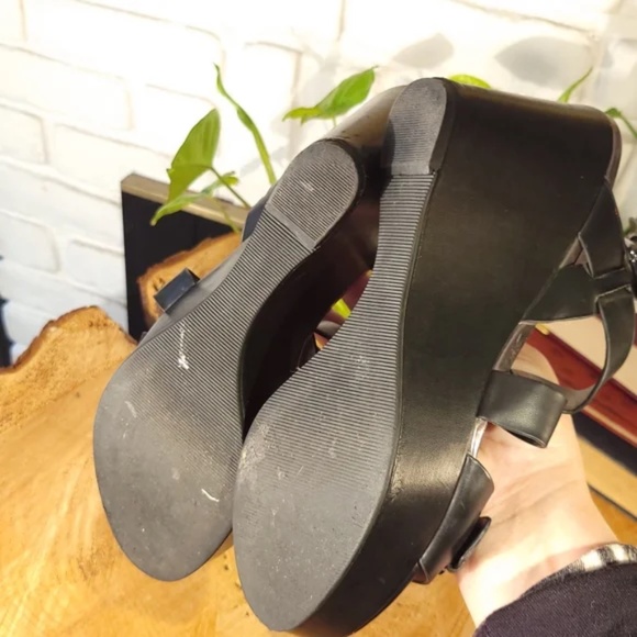 Marc Fisher Platform Sandals Silver shiny detail - Picture 4 of 12